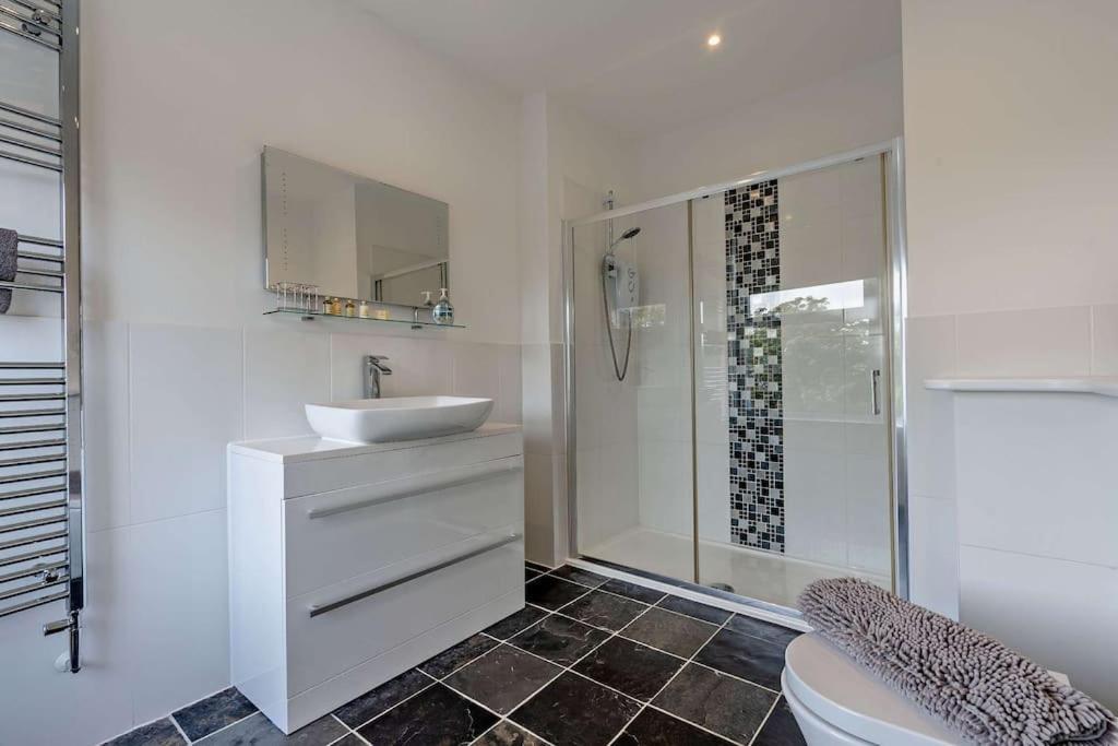 Dizzy Heights Swanage Sleeps 10 With Amazing Views Villa Екстериор снимка